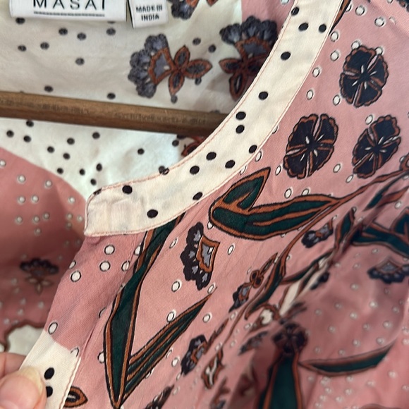 MASAI DOTTED FLORAL DESIGN BLOUSE - Picture 5 of 7